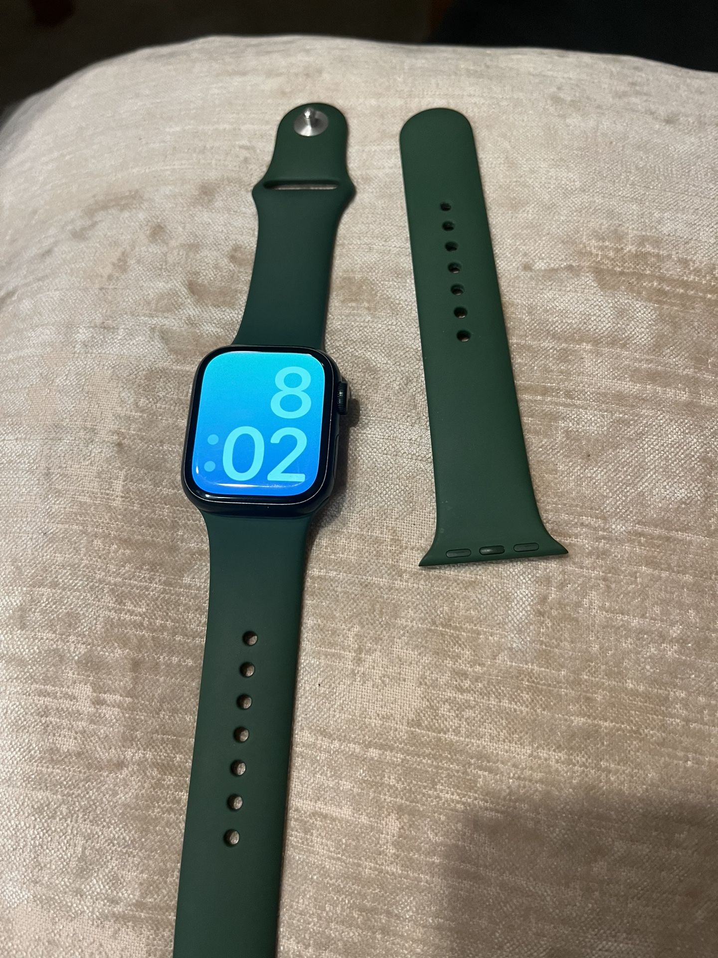 Apple Watch Series 7  41 MM Cellular 