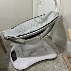 4moms Mamaroo Multi-motion Baby Swing