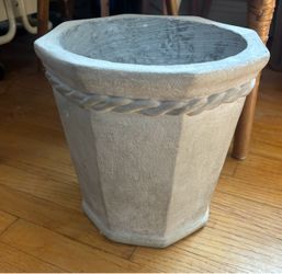 PLANTER