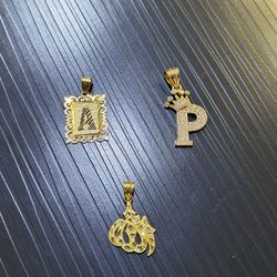 10k Pendants 🫡