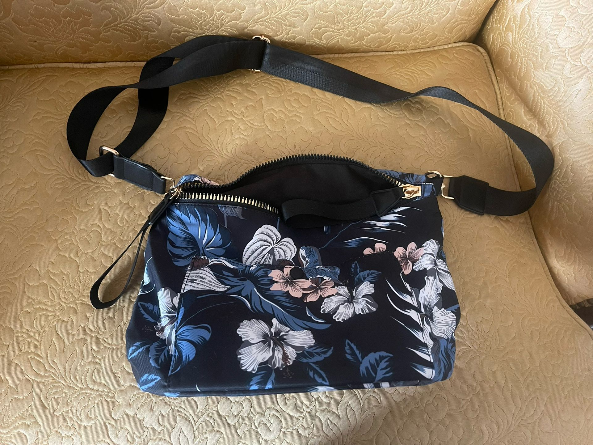 Like New - Waterproof Nylon Crossbody 