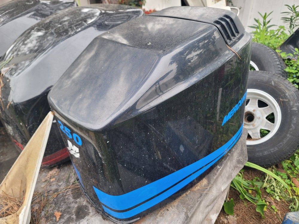 Mercury Outboard Cowling