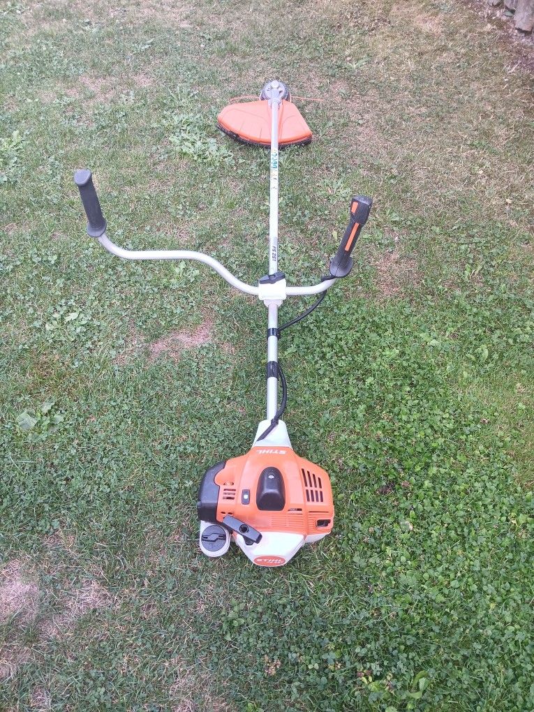 stihl straight shaft bicycle Handel weed eater model FS-251 used 4 times runs great paid $825.00 asking $625.00