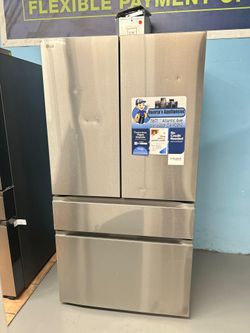 LG 30 cu. ft. French Door Refrigerator with Internal Water Dispenser