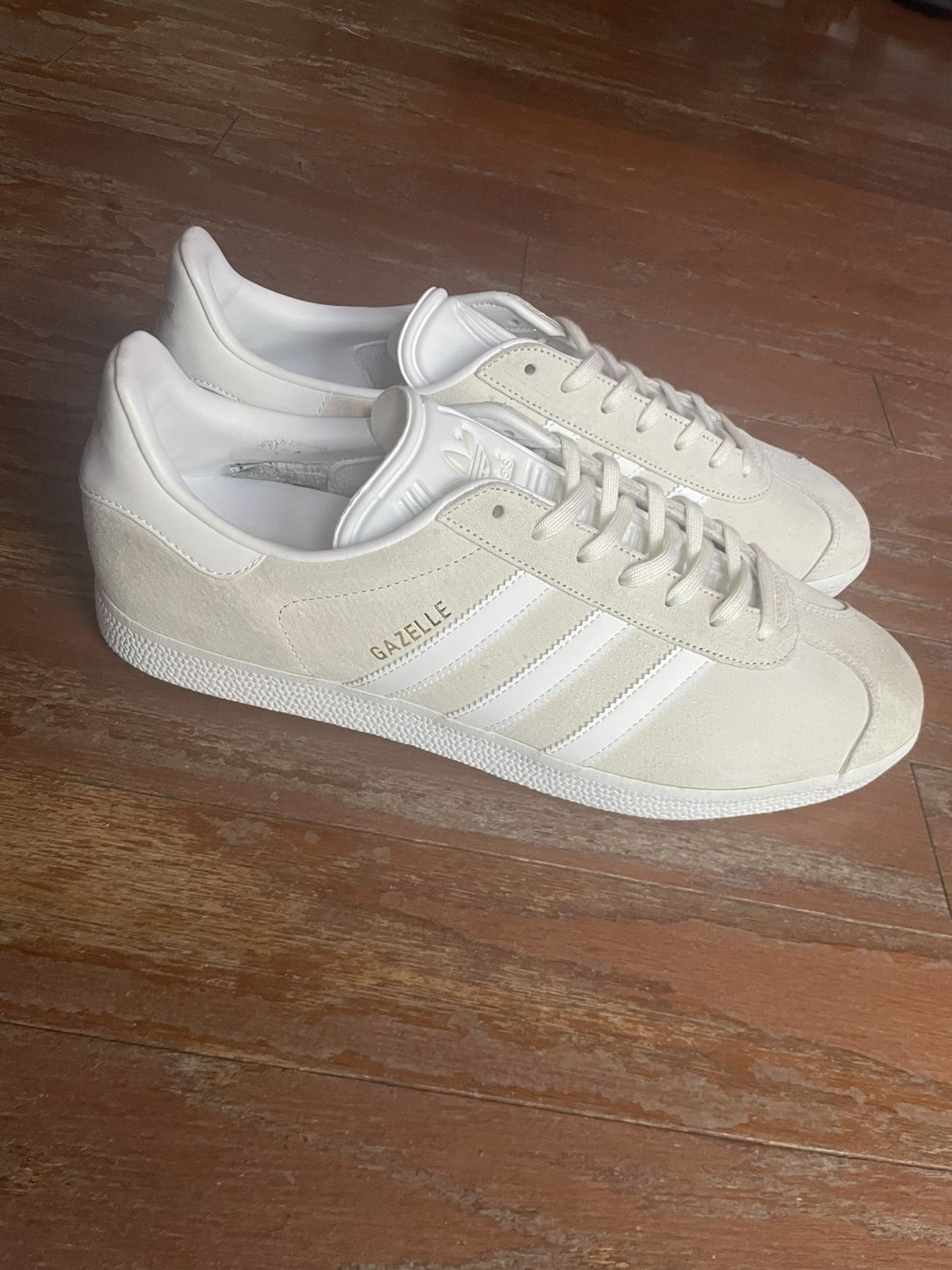 BRAND NEW Sz 12 Adidas