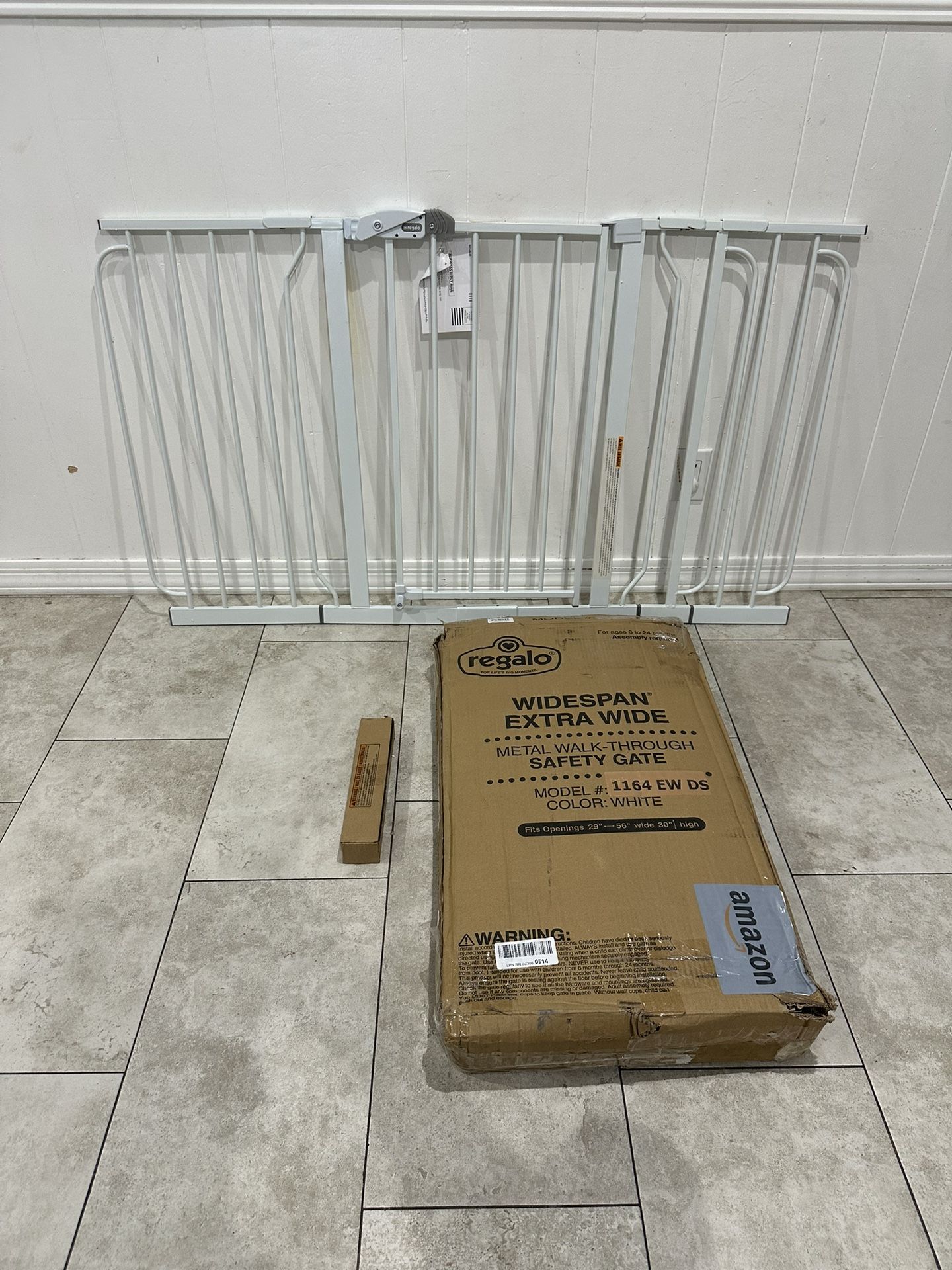Extra Wide Adjustable Pet Gate / Baby Gate - Fits Openings 29” - 56”