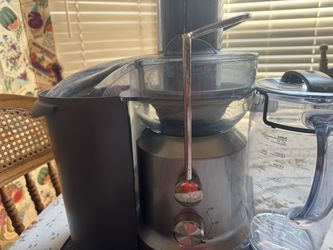 Breville Juicer