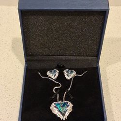 CDE Angel Wing Heart Pendant Necklace & Earrings - NIB