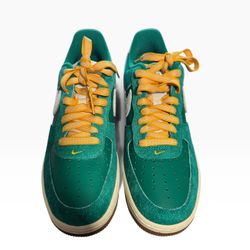 Women's Nike Air Force 1 '07 Malachite/Coconut Milk (IV5685 365) Size 10.5