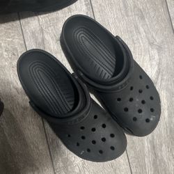 Crocs Size 11