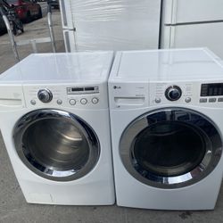 27 Inch Wide White LG Washer and Dryer