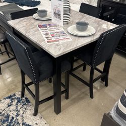 Dining Set 