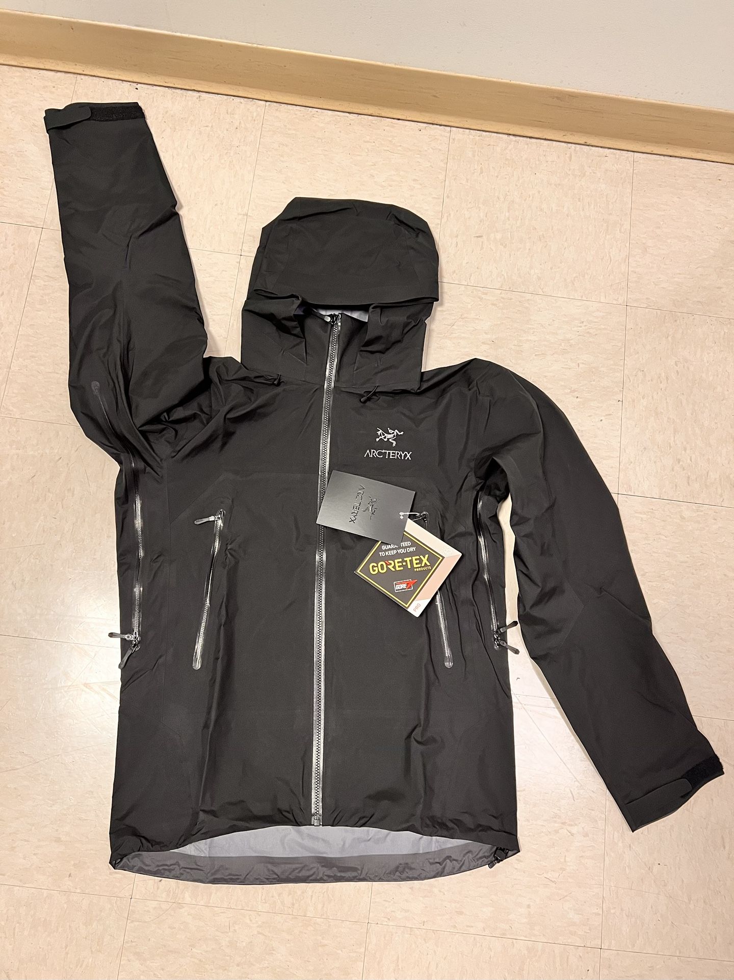 Arc’teryx BETA AR JACKET STORMHOOD