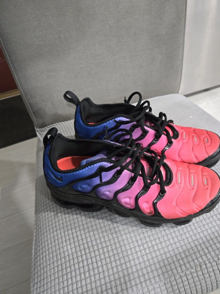 $20 Vapor Max Size 10 Women