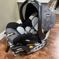  Chicco KeyFit 30 Infant Car Seat - Orion