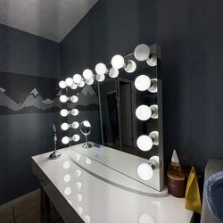 Bluetooth Vanity Mirror