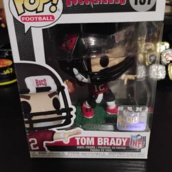 Brand New Tampa Bay Buccaneers Tom Brady Funko Pop #157