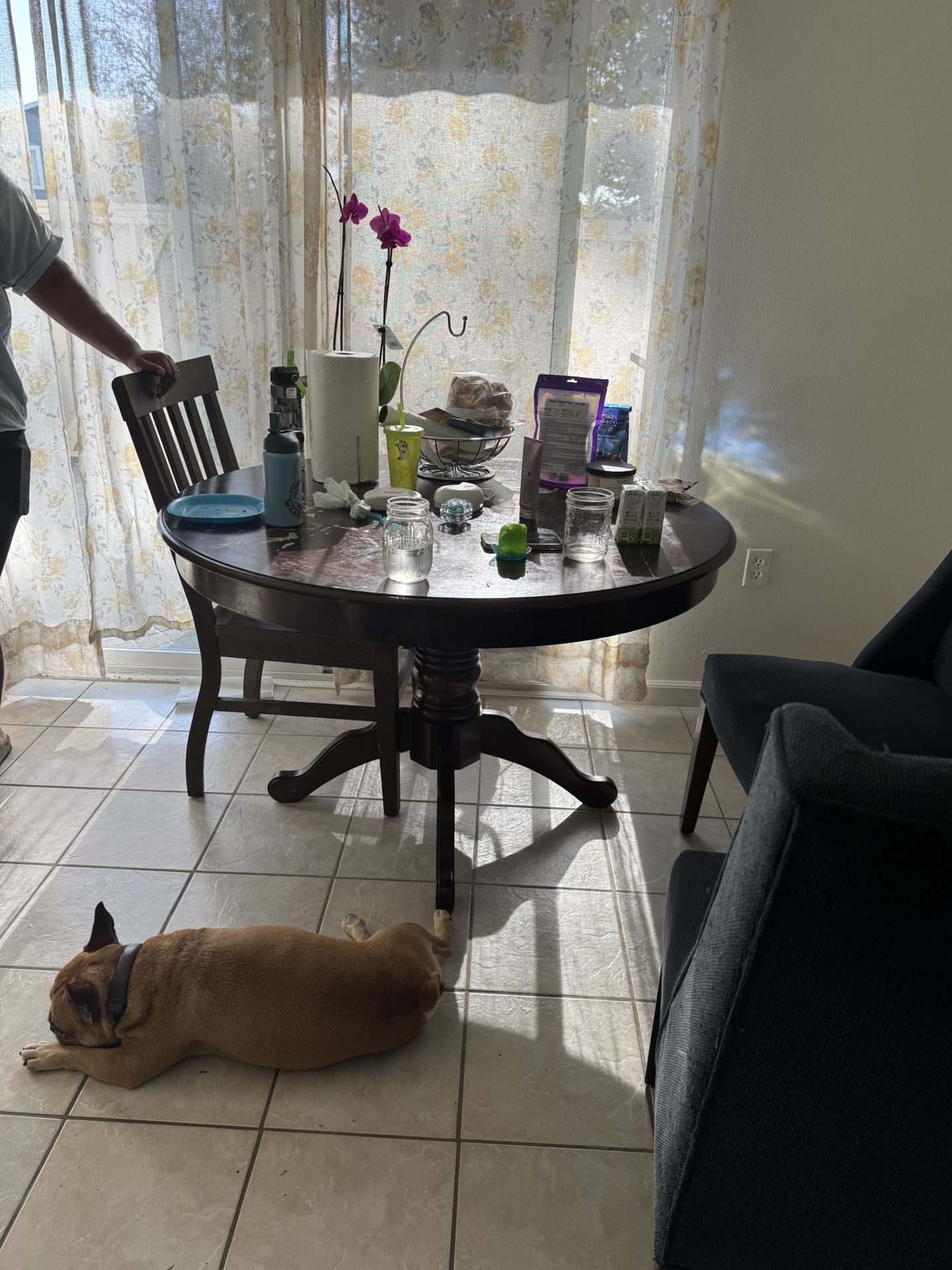 Free Round Table & Chairs