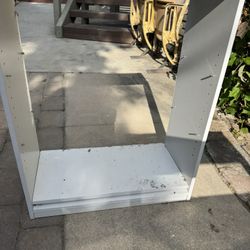 White Bookcase With Shelves