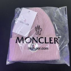 Moncler Beanie Pink