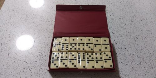 Dominoes