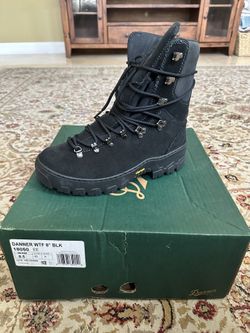 Danner Wildland Boots Sz. 8 EE