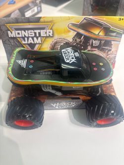 Wreck deck monster truck