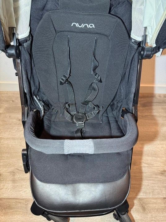 Nuna Tavo Stroller $220.00‼️
