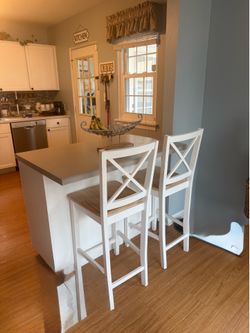 Kitchen Island