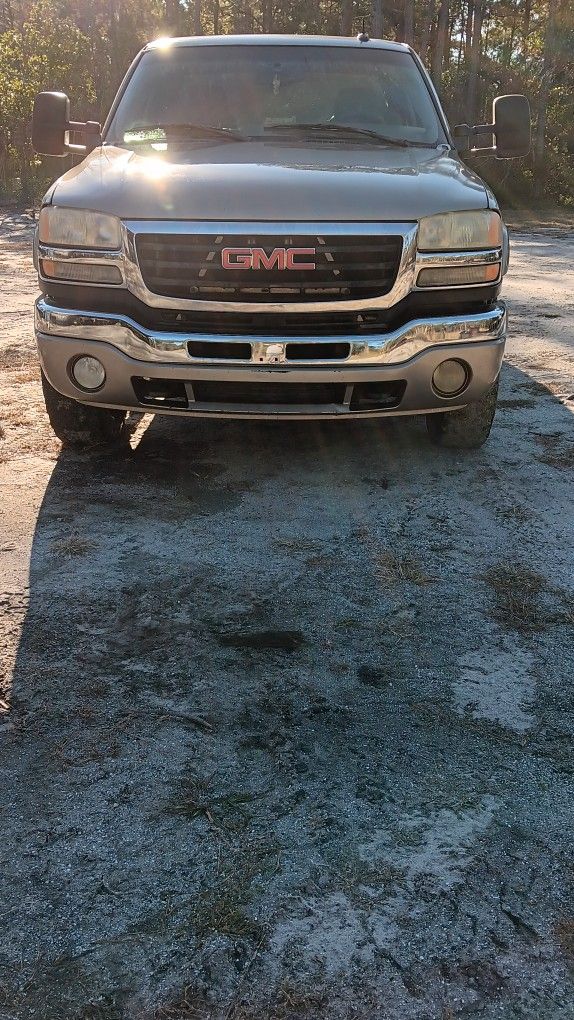 2003 GMC Sierra