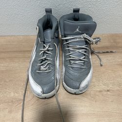 Jordan 12 Retro Mid Stealth Youth 