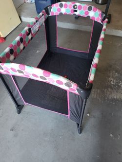 Mini Mouse Play Pen. Pack n Play