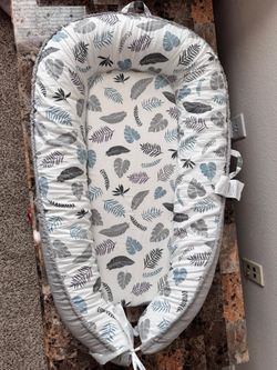 Baby lounger