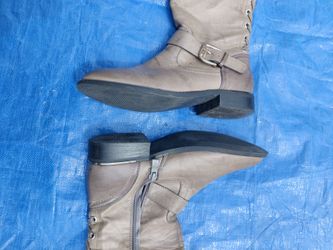 Wanted Gray Boots 