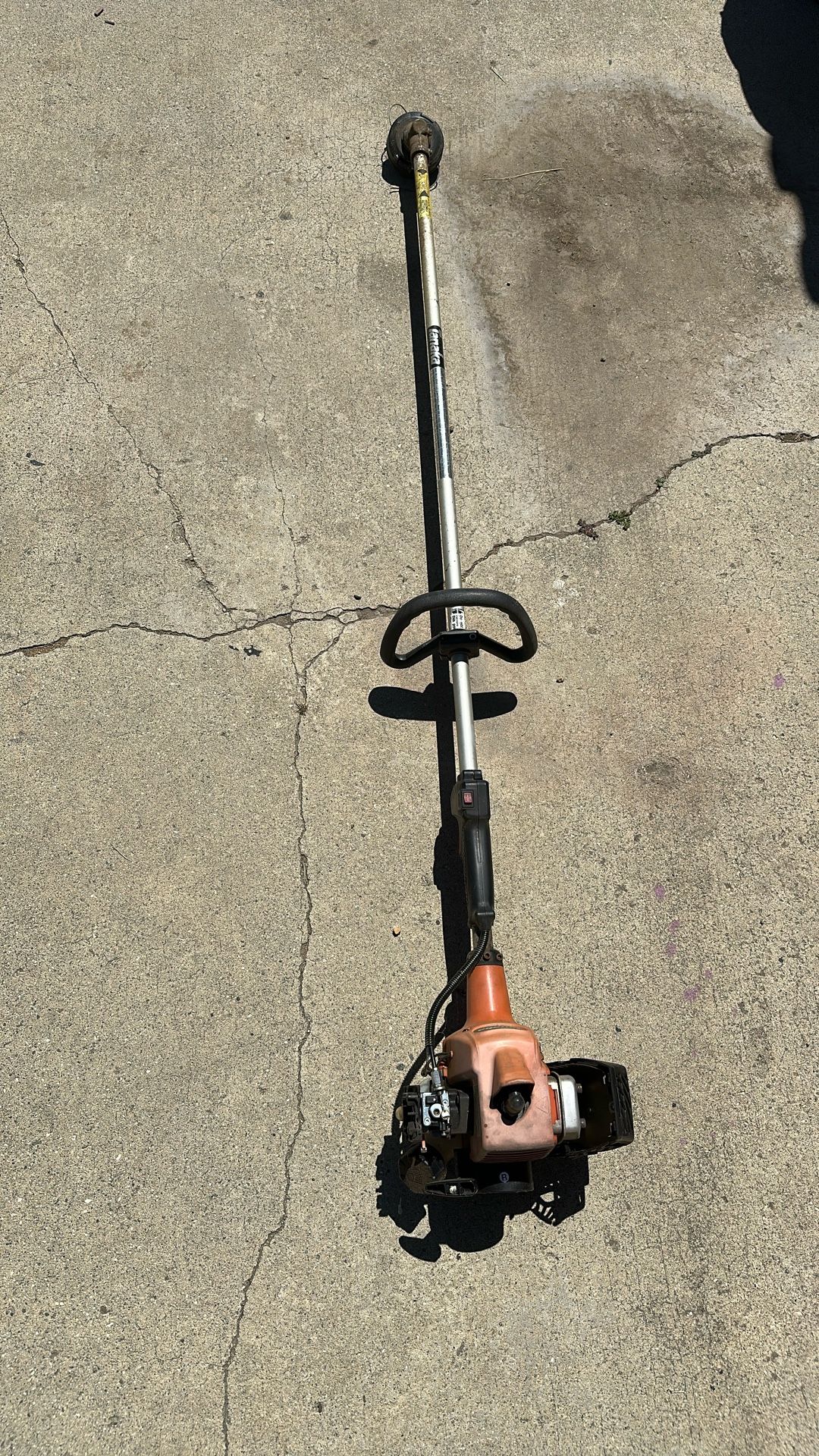 Weed-wacker