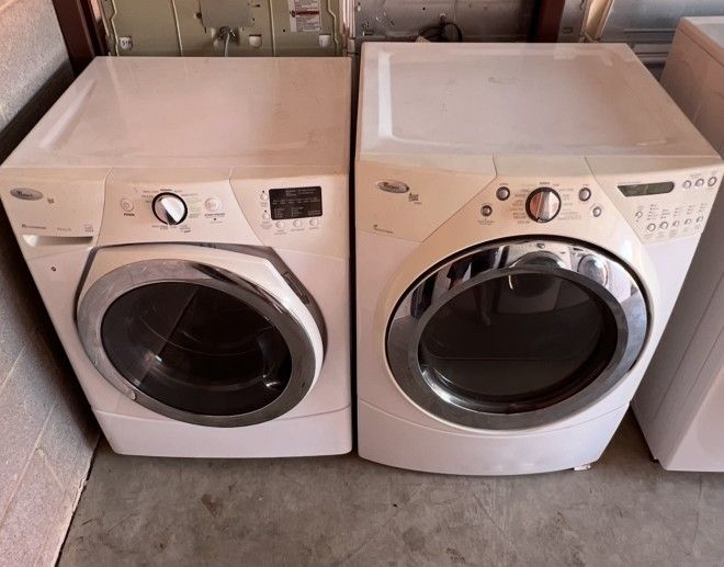 White Whirlpool Washer And Electric Dryer