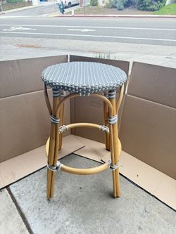 4 Identical Bar Stool/Kitchen Counter