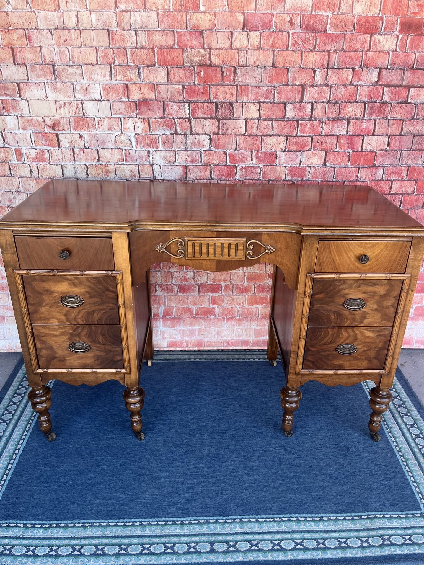 Antique Desk Solid Wood Excellent Condition 
