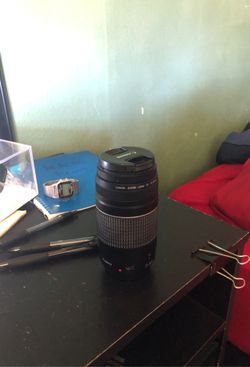 CANON EF 75-300mm lens