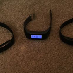 FitBit 2 Fitness Watch Plus 2 Other Fitness Watches