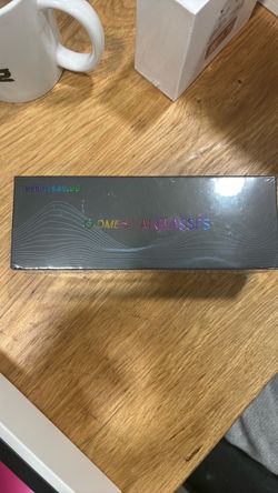 QDMES AI Glasses – Sealed in Box