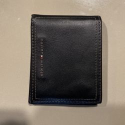 Tommy Hilfiger Wallet (tri-fold)