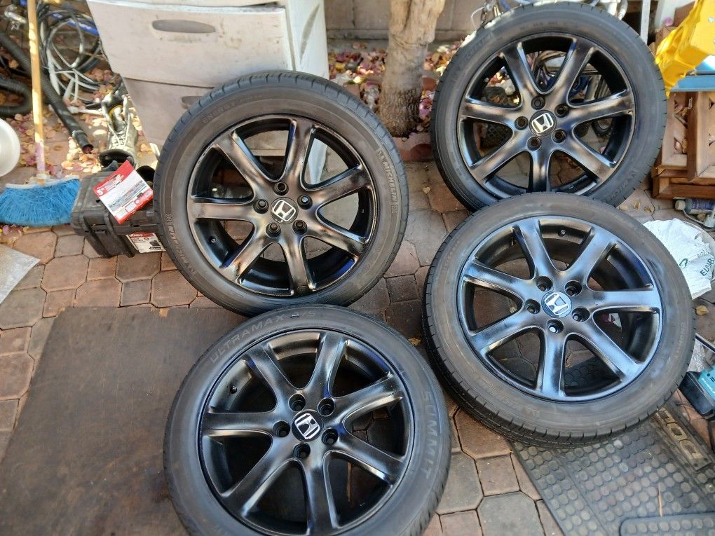 JUEGO DE RRINES PARA CARROS HONDAS ACORP CIVIC CRV YANTAS BUENAS MEDIDA 17