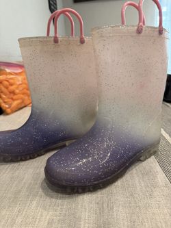 Rain Boots Size 3