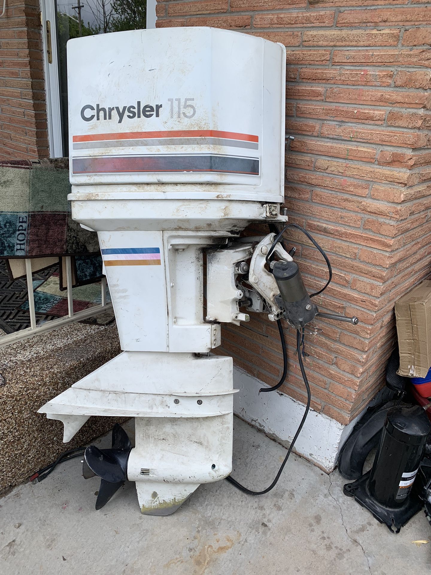 Chrysler 115 Boat Motor