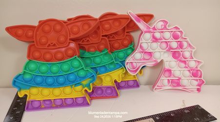 Star Wars Grogu & Unicorn Silicone Pop It Fidget Toy Bundle 4-Piece Set
