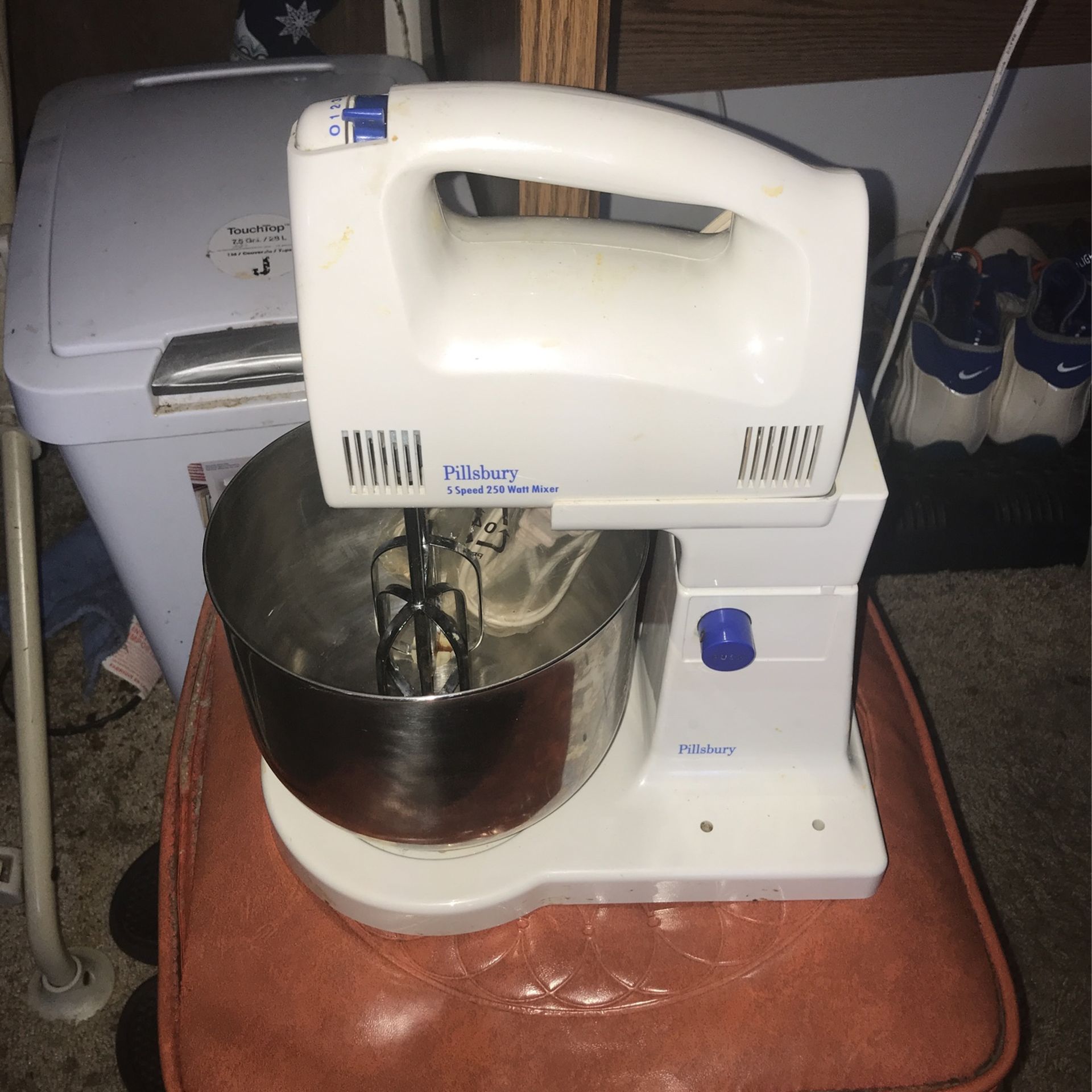 Pillsbury Mixer