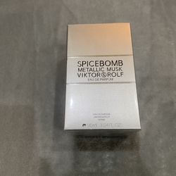 SpiceBomb Perfume