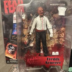 Mezco Cinema of Fear A Nightmare on Elm Street 5 Dream Child