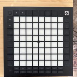 Novation Launchpad Pro MK3 Mint W/ Decksaver